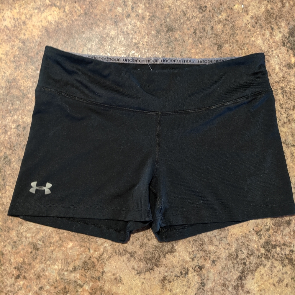 Women's Under Armor Shorts size Medium